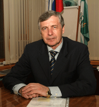 Азаренок Василий Андреевич - ректор Лесотехнического университета